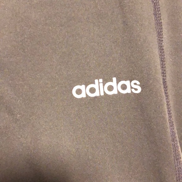 Adidas leggings ❤️ - Picture 3 of 4